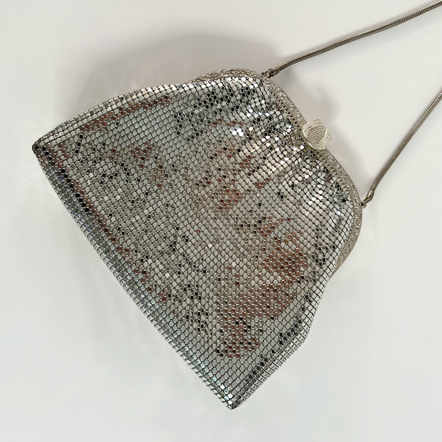 Vintage Silver Mesh Evening Bag – Art Deco Clutch Purse with Chain Strap – Retro Wedding Handbag