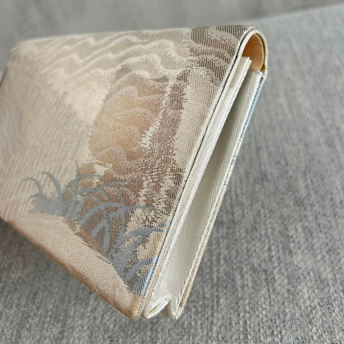 Vintage Japanese Clutch Bag – Elegant Evening Purse with Ivory Wave Embroidery