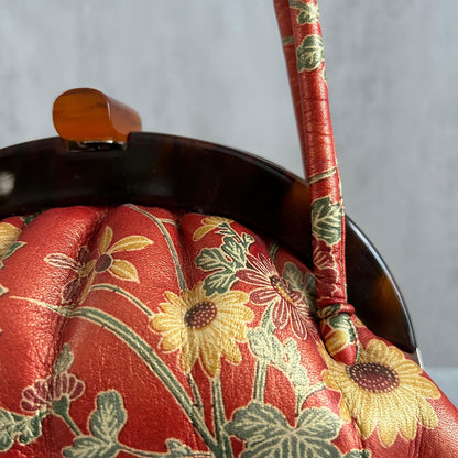 Vintage Mid-century Floral Purse with Resin Clasp